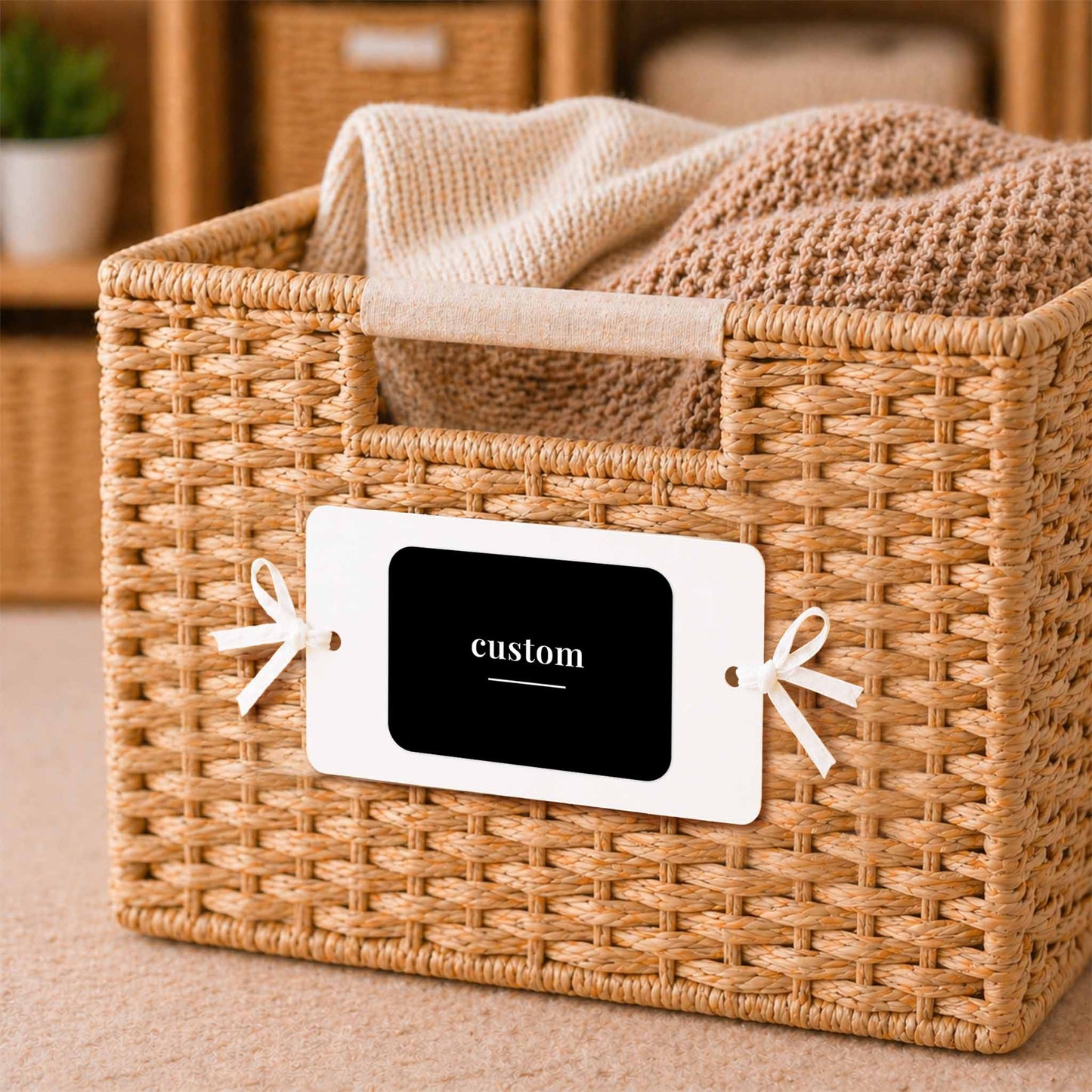 Custom - Landscape Minimalist Loop Tags