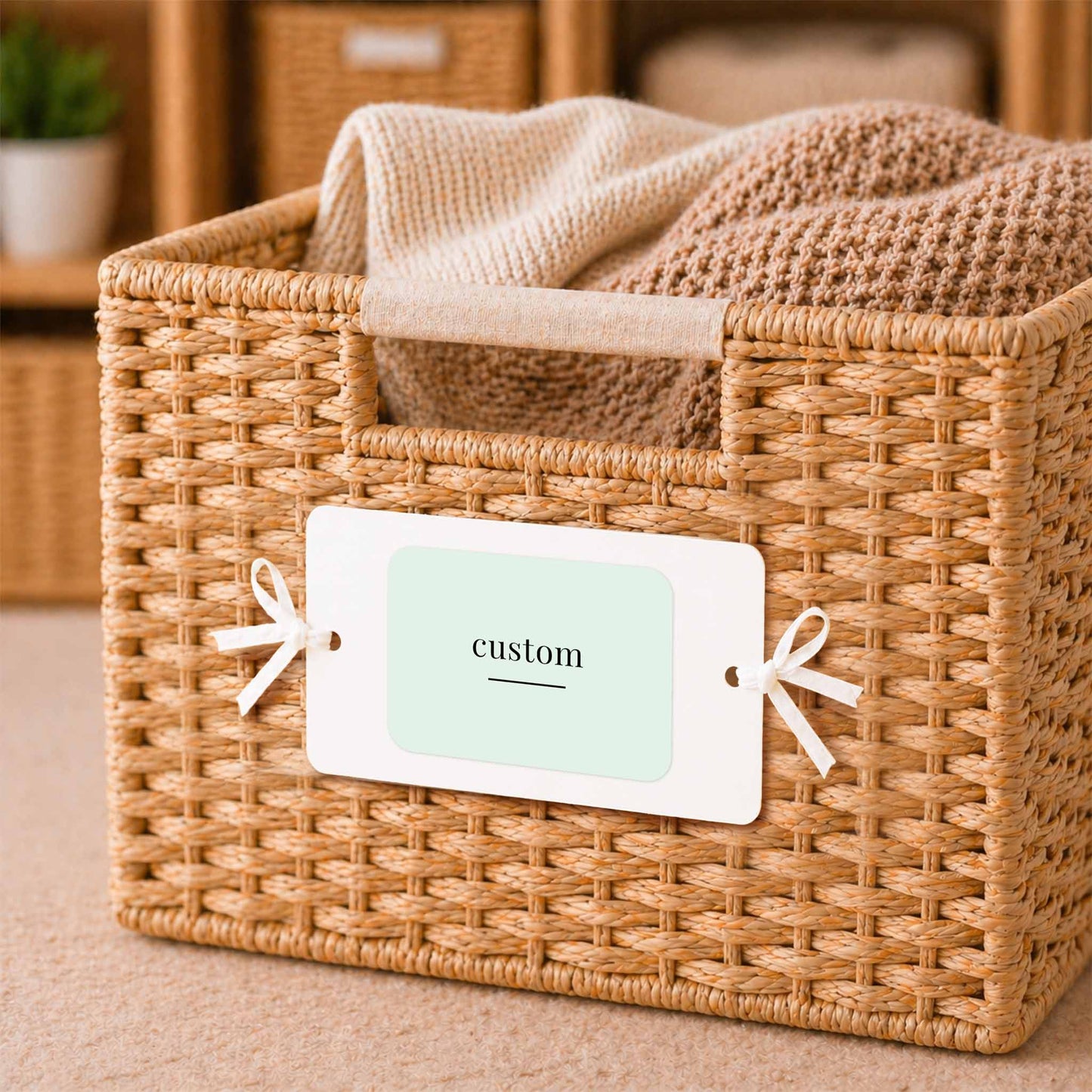 Custom - Landscape Minimalist Loop Tags